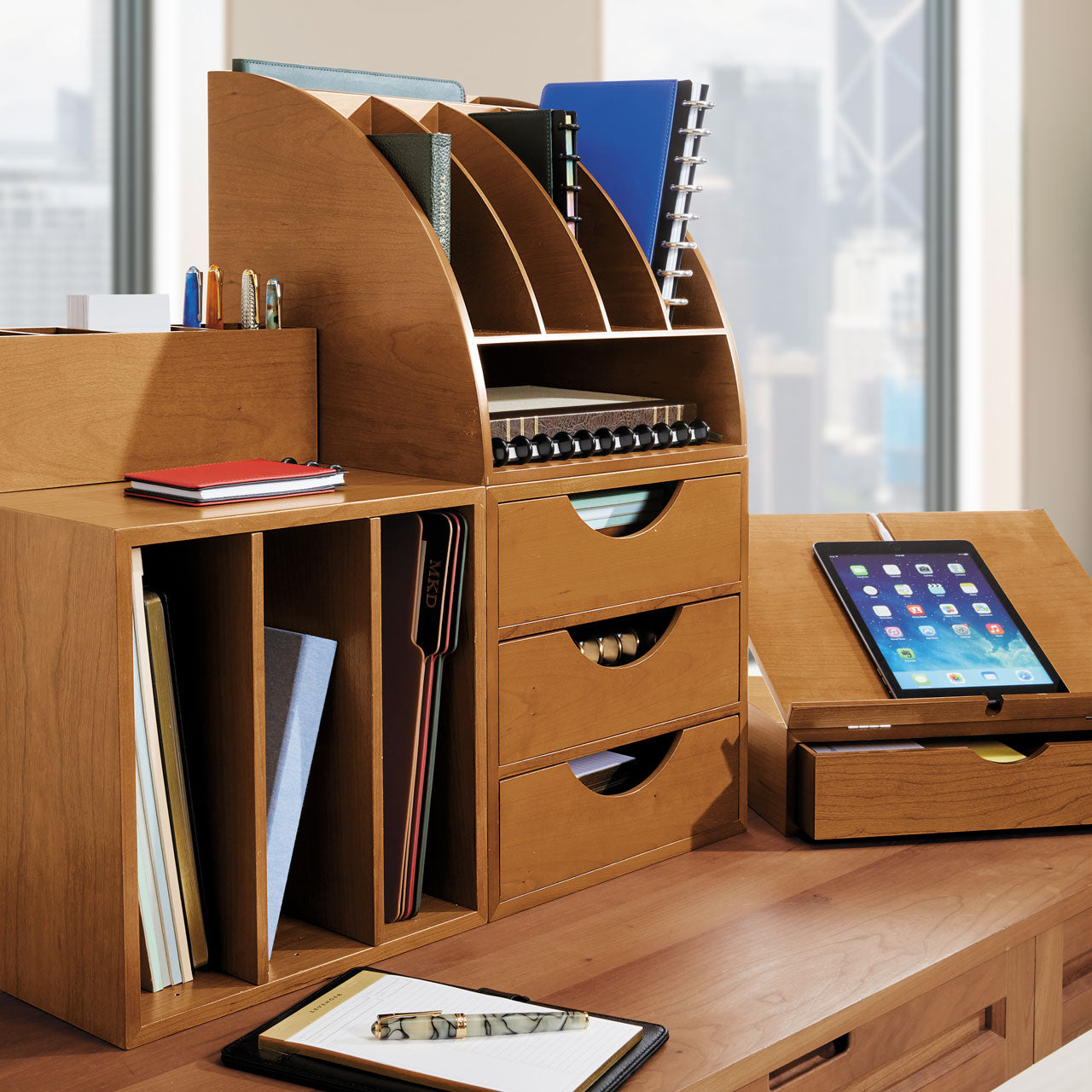 Cubi Corner Desk Bookcase